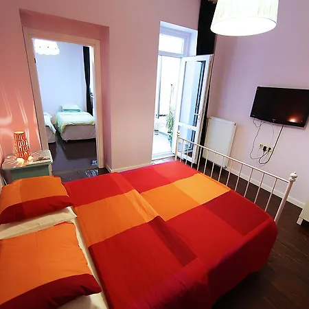 Um'S Home Aparthotel 3*